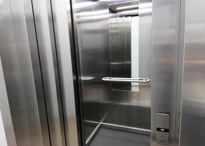 Pepleri 34 Stuudio 11 * Tartu